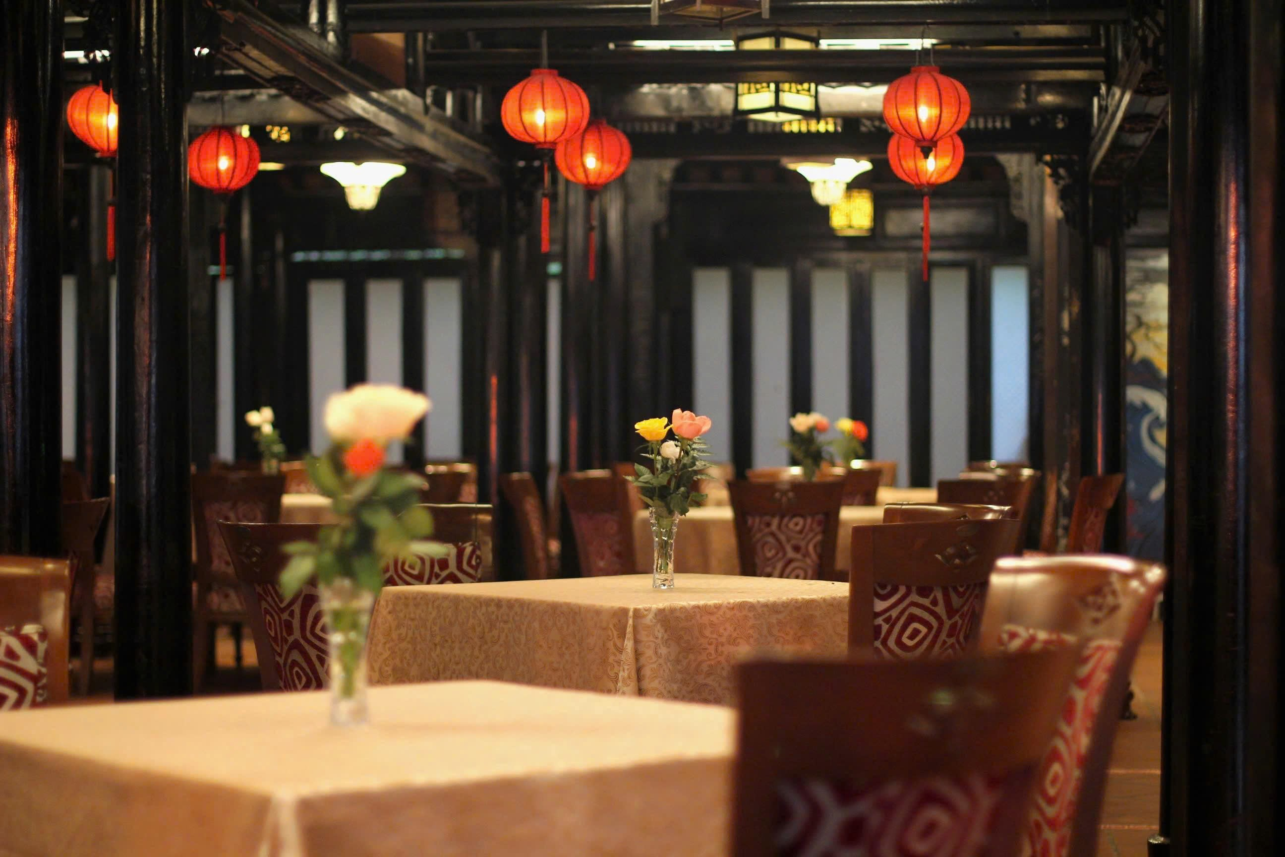 Không gian bên trong